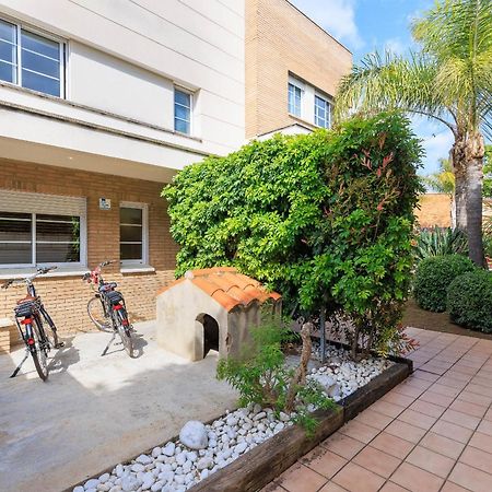 Martorell Planet Costa Dorada Cambrils Exterior photo