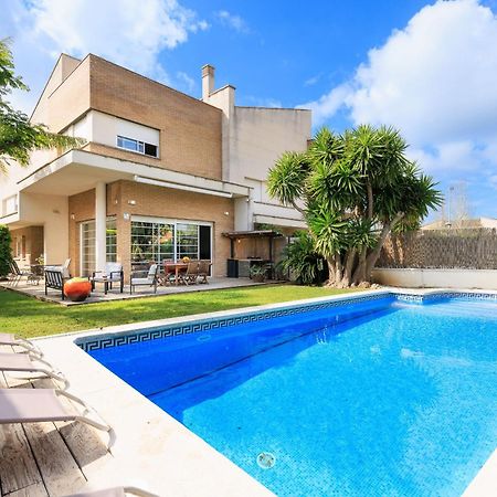 Martorell Planet Costa Dorada Cambrils Exterior photo