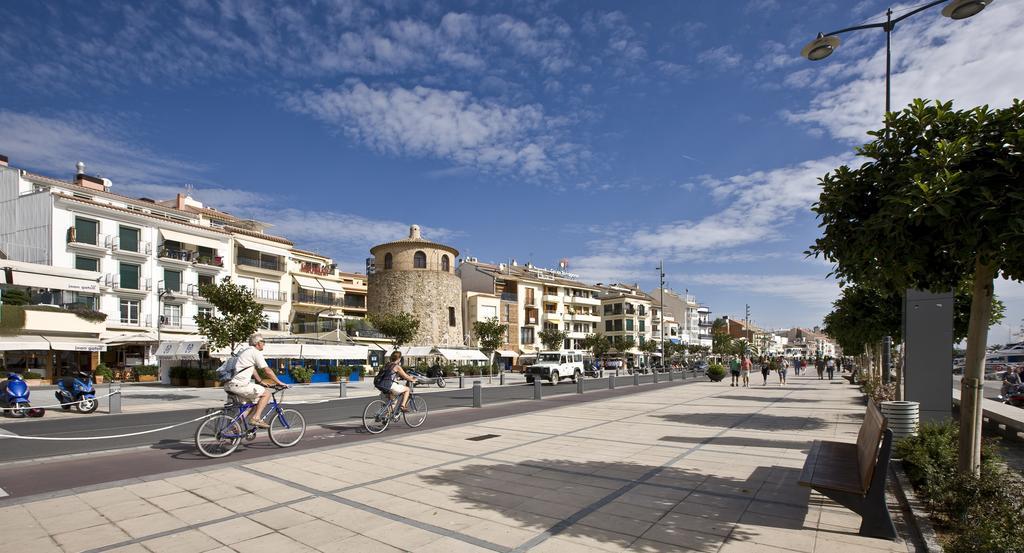 Martorell Planet Costa Dorada Cambrils Exterior photo